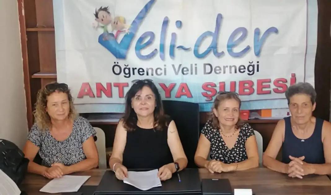 Antalya'da Gün Bu Olaylarla Geçti! 13